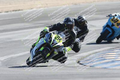 media/Nov-01-2025-CVMA (Sat) [[fc0f7531b8]]/Race 9-Amateur Supersport Middleweight/